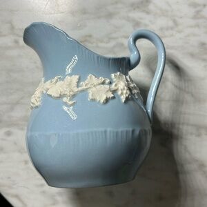 Wedgwood Embossed Queensware Cream/Lavender Blue Shell Edge 4" Pitcher Creamer